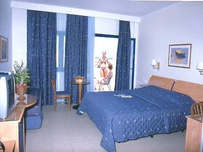 فندق Hera Village إيلوندا